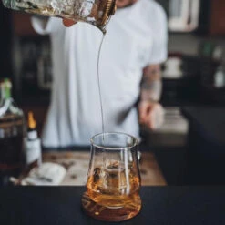 Angostura 1824 Premium Rum 7 Angostura 1824 Premium Rum -UK Drinks Sales Store angostura 1824 rum 3 91629.1700276901