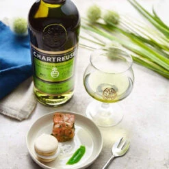 Chartreuse Green -UK Drinks Sales Store chartreuse green 4 63293.1700276932