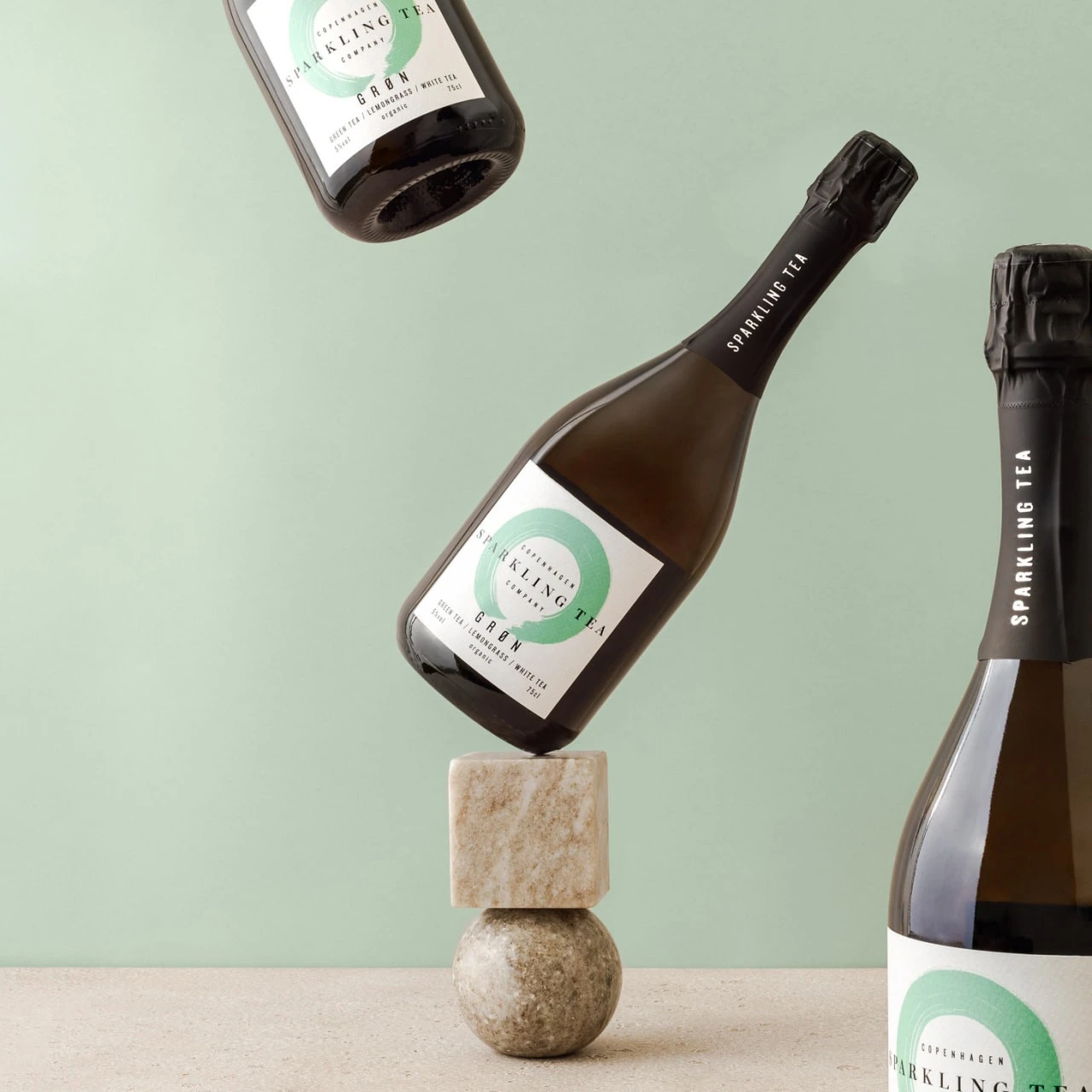 Copenhagen Organic Sparkling Tea Green 2 Copenhagen Organic Sparkling Tea Green - Image 2