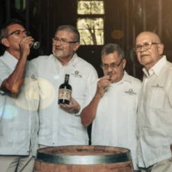 Diplomatico Reserva Exclusiva Dark Rum -UK Drinks Sales Store diplomatico people 28565.1700276918