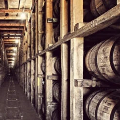 Four Roses Single Barrel Bourbon 9 Four Roses Single Barrel Bourbon -UK Drinks Sales Store fourroses distillery 77496.1700276896