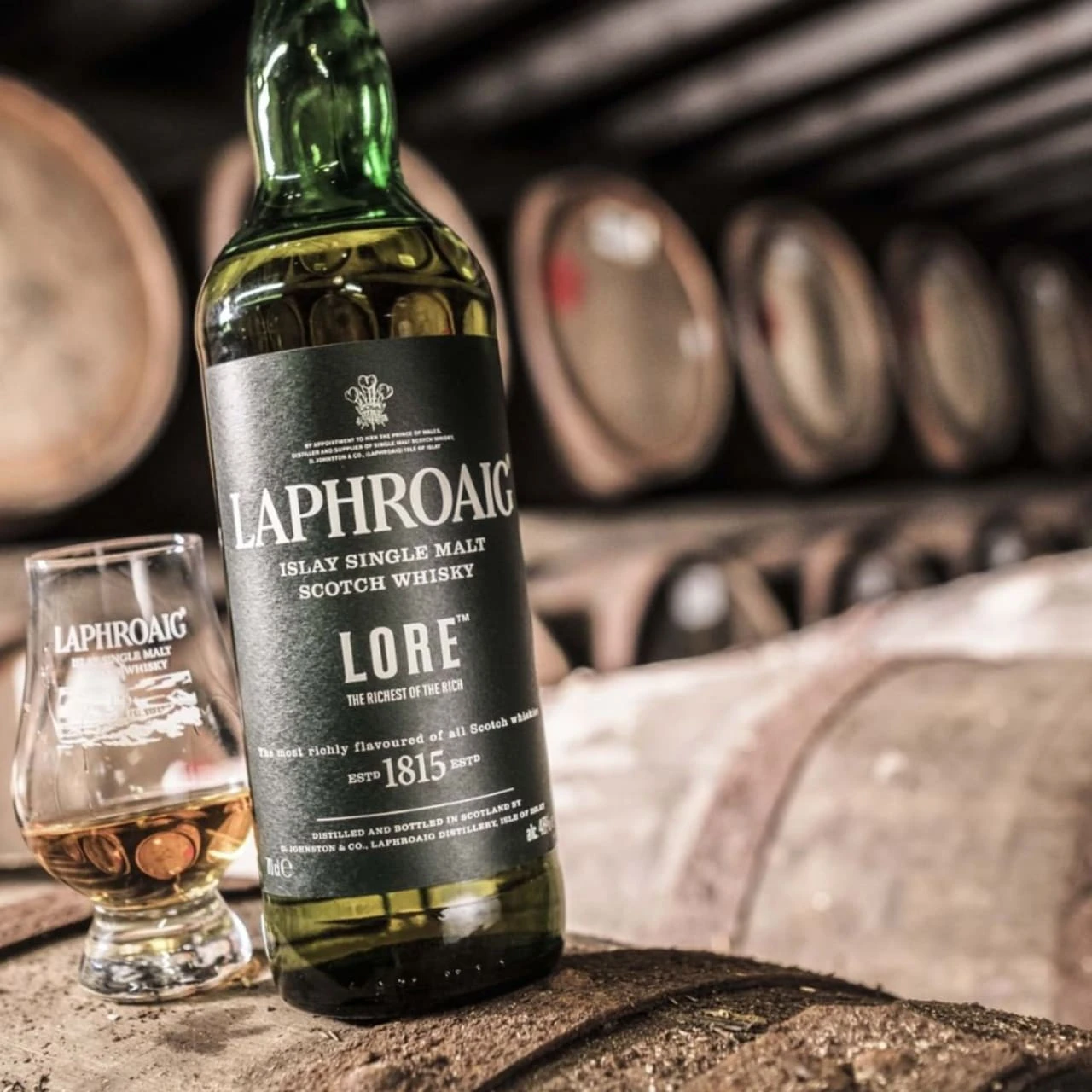 Laphroaig Lore Single Malt 2 Laphroaig Lore Single Malt - Image 2
