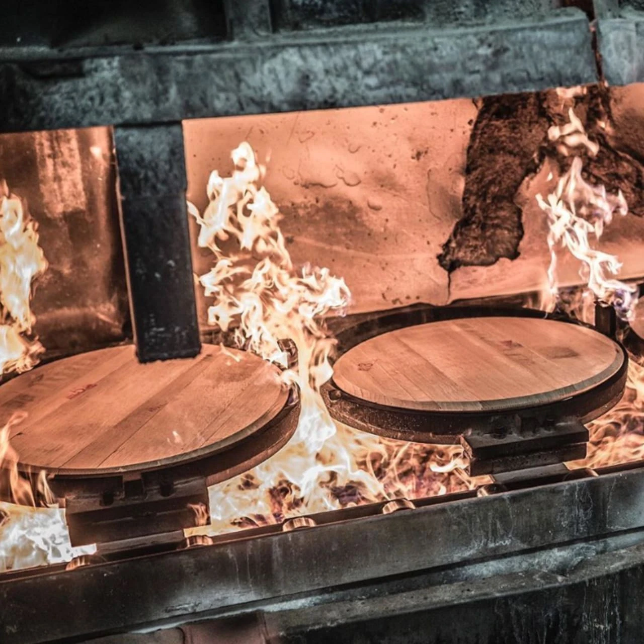 Wild Turkey 81 Straight Bourbon 3 Wild Turkey 81 Straight Bourbon - Image 3